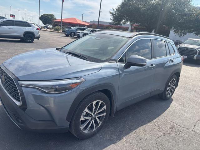 2023 Toyota Corolla Cross XLE FWD
