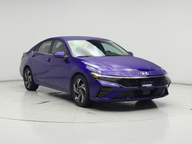 2025 Hyundai Elantra Limited FWD