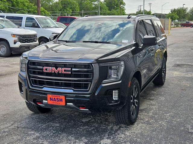 2023 GMC Yukon XL AT4 4WD