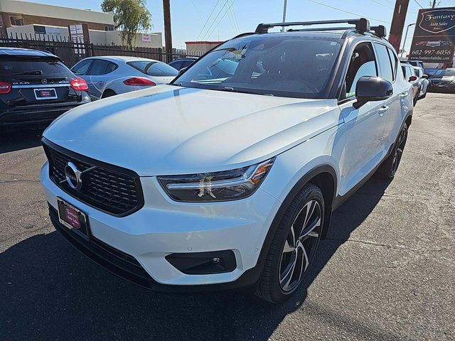2019 Volvo XC40 T5 R-Design AWD