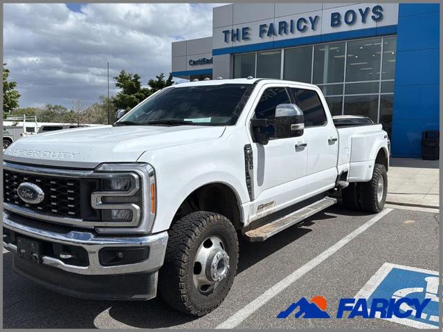 2023 Ford Super Duty F-350 DRW Lariat
