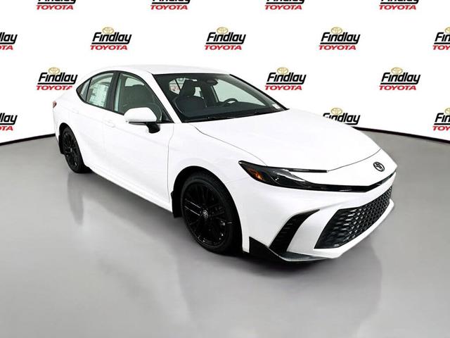 2026 Toyota Camry SE FWD