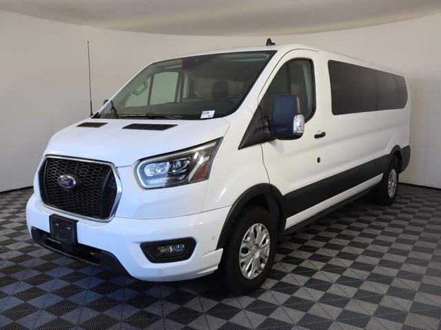 2023 Ford Transit Passenger Wagon 350 XLT Low Roof LB RWD