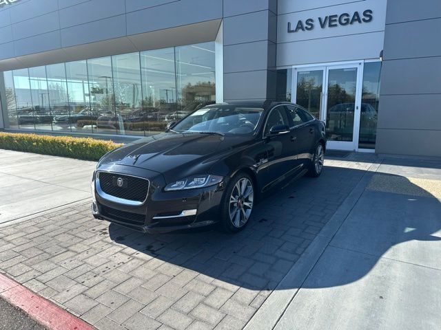 2019 Jaguar XJ R-Sport