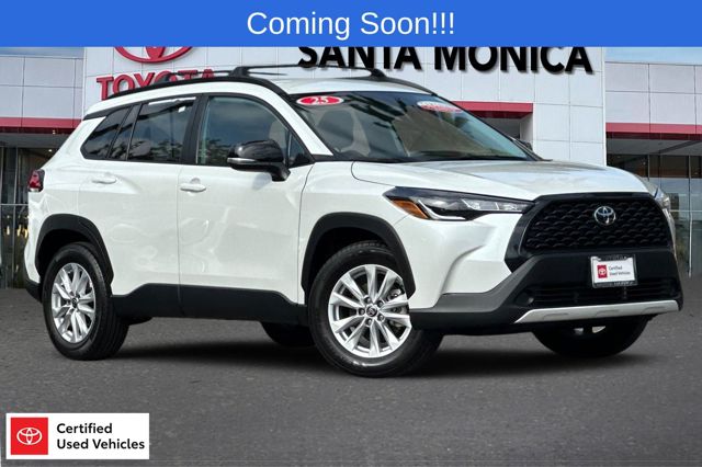 2025 Toyota Corolla Cross LE