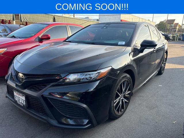 2022 Toyota Camry SE
