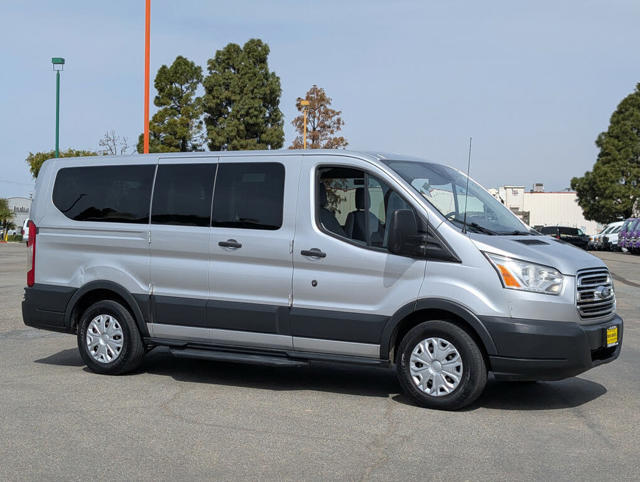 2017 Ford Transit Wagon 150 XLT Low Roof RWD with 60/4