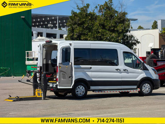 2020 Ford Transit Passenger Wagon 150 XL Medium Roof RWD with Sl