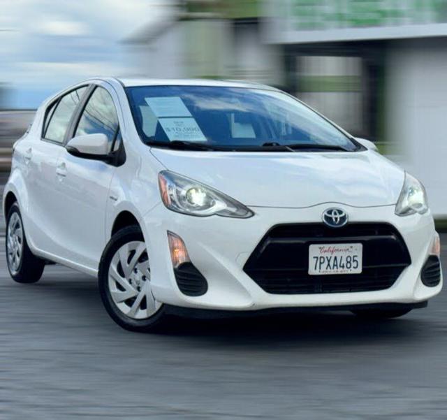 2016 Toyota Prius c Two
