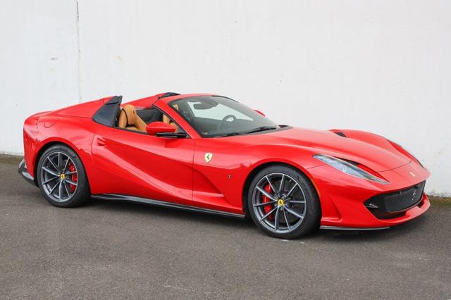 2023 Ferrari 812 GTS Base