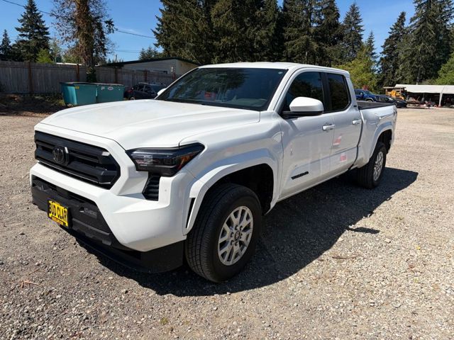 2025 Toyota Tacoma 4WD SR5