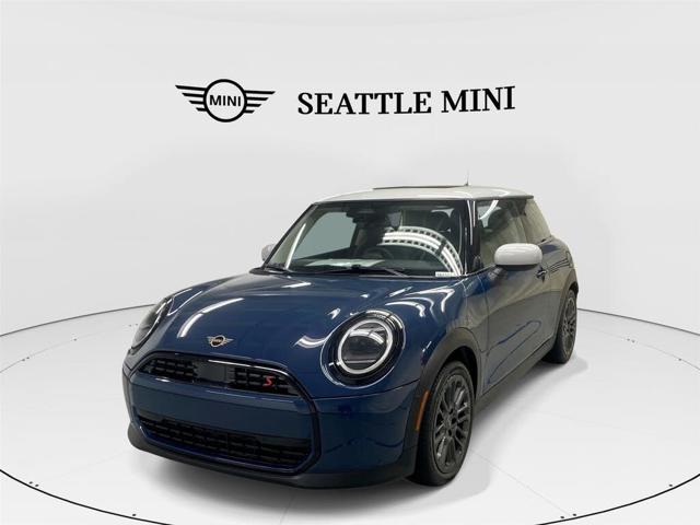 2025 MINI Hardtop Cooper S Signature Trim
