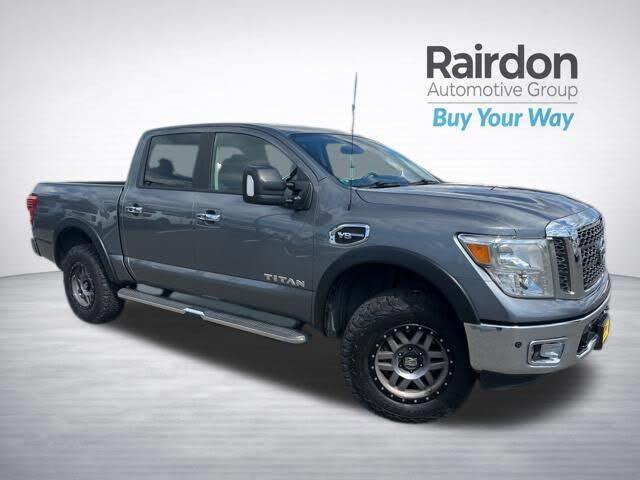 2017 Nissan Titan SV