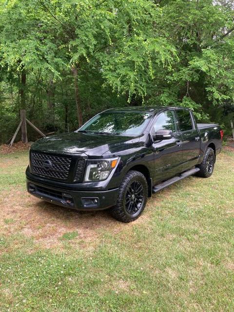 2018 Nissan Titan SV