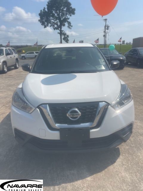 2020 Nissan Kicks S FWD