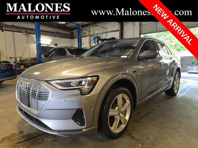 2019 Audi e-tron quattro Premium Plus