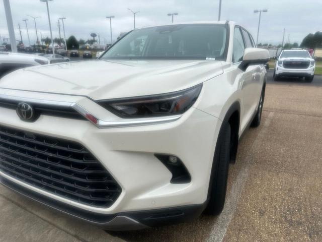 2024 Toyota Grand Highlander Limited FWD