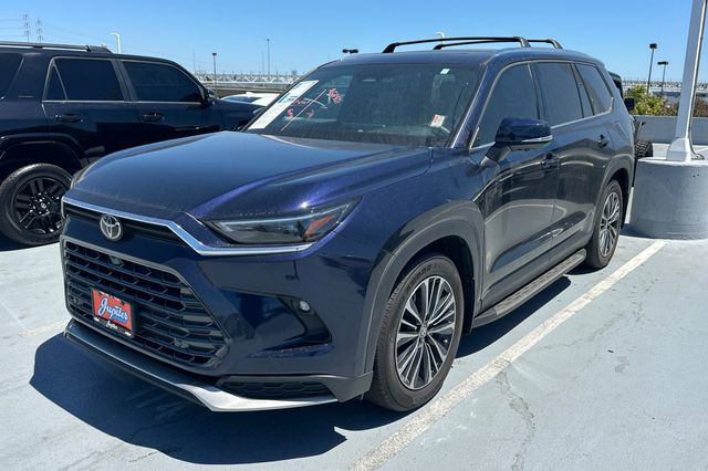 2026 Toyota Grand Highlander Hybrid MAX Platinum