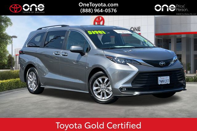 2026 Toyota Sienna XLE 7-Passenger