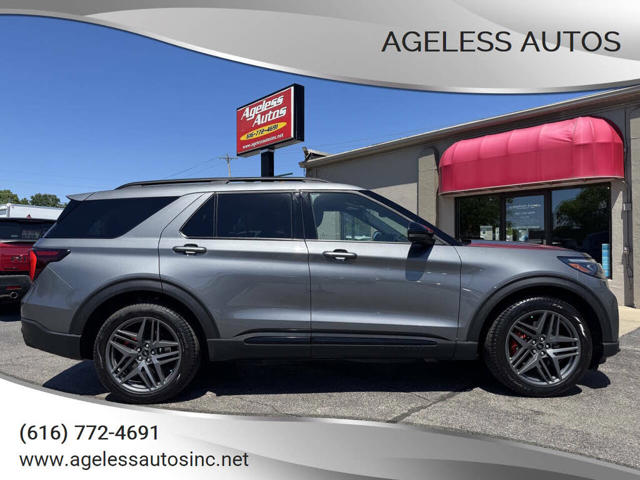 2025 Ford Explorer ST AWD