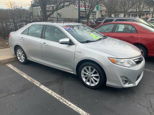 2012 Toyota Camry Hybrid XLE FWD