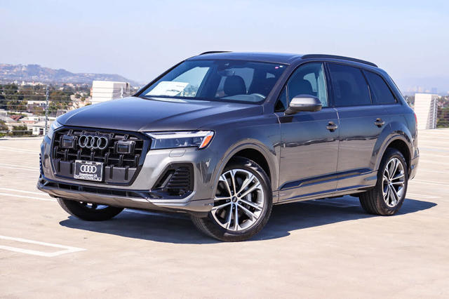 2026 Audi Q7 quattro Premium 45 TFSI