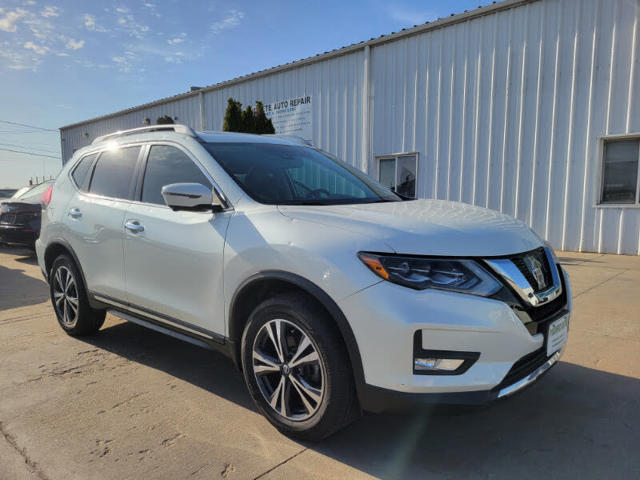 2017 Nissan Rogue SL