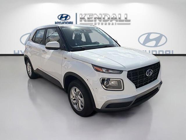 2022 Hyundai Venue SE FWD