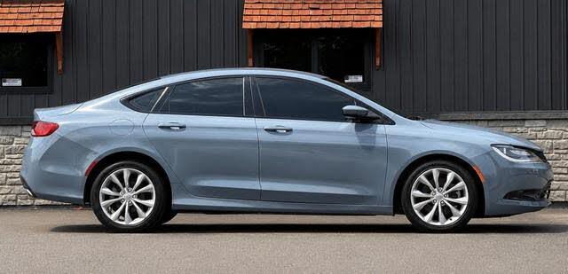 2015 Chrysler 200 S