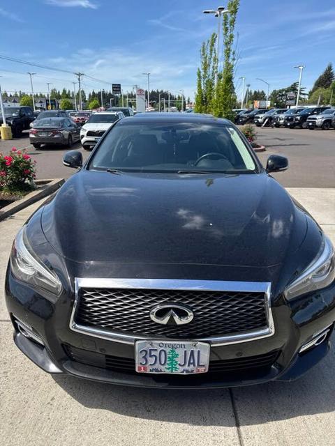 2016 INFINITI Q50 Premium AWD