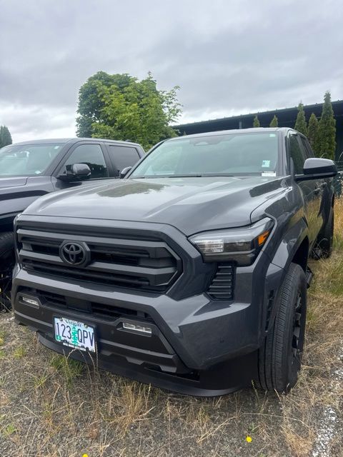 2025 Toyota Tacoma SR5