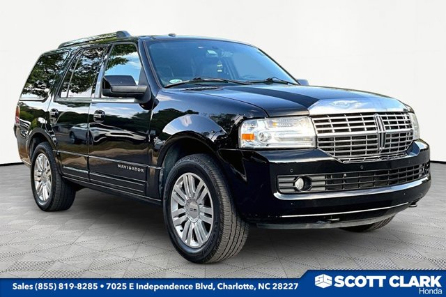 2014 Lincoln Navigator Base