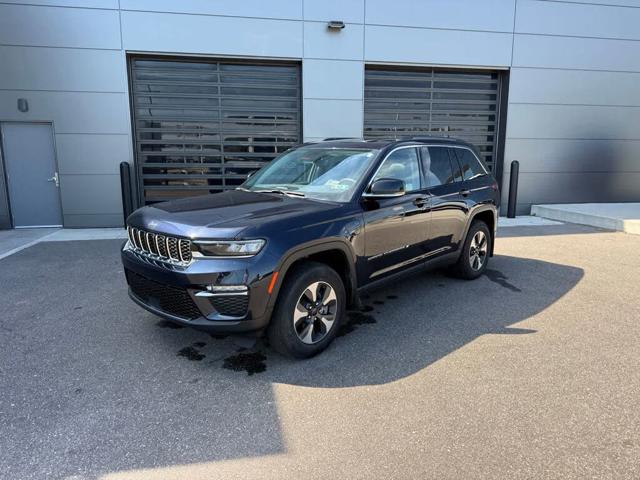 2022 Jeep Grand Cherokee 4xe 4WD
