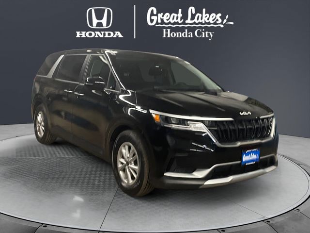 2024 Kia Carnival LX FWD
