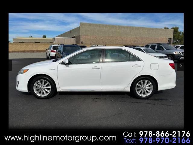 2013 Toyota Camry Hybrid XLE FWD