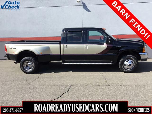 2000 Ford Super Duty F-350 DRW Lariat