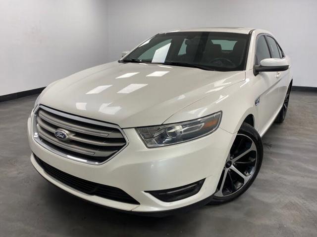 2015 Ford Taurus SEL