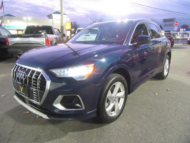 2019 Audi Q3 quattro Premium 45 TFSI