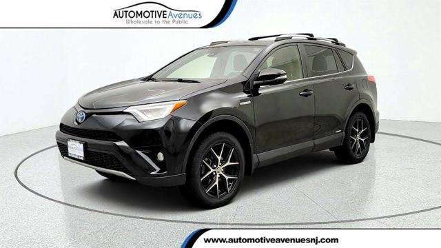 2018 Toyota RAV4 Hybrid SE