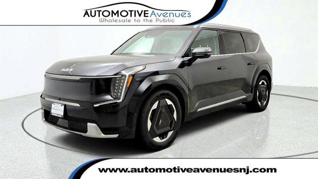 2026 Kia EV9 Land