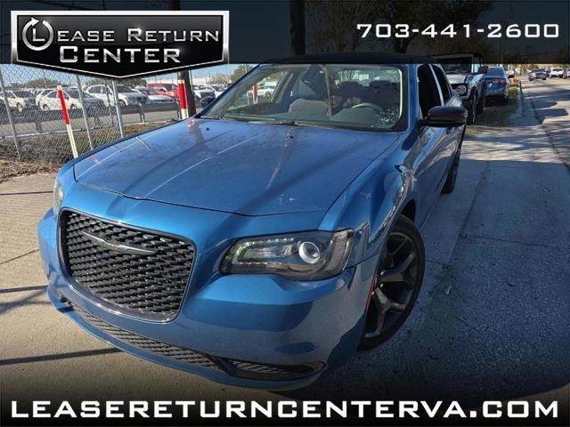 2022 Chrysler 300 Touring