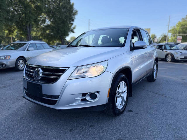 2011 Volkswagen Tiguan S 4Motion