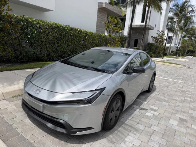 2023 Toyota Prius LE