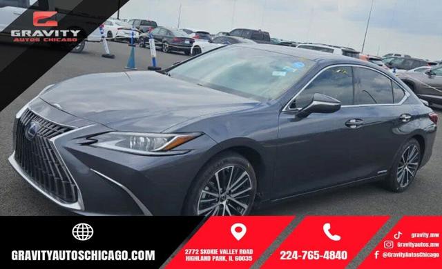 2022 Lexus ES 300h Base