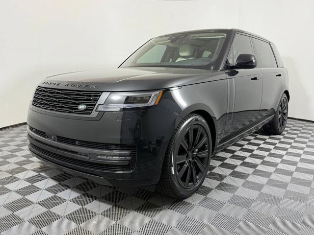 2026 Land Rover Range Rover P400 SE LWB AWD