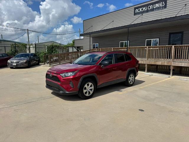 2020 Toyota RAV4 LE