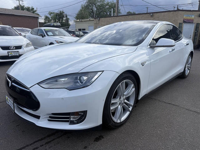 2015 Tesla Model S 70D