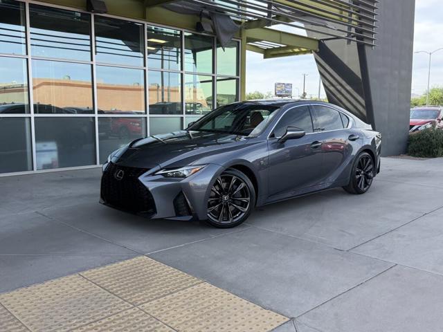 2024 Lexus IS 300 F SPORT Design