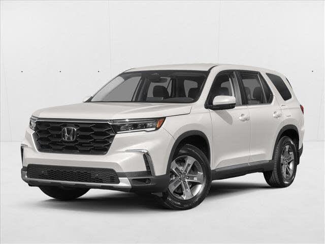 2023 Honda Pilot EX-L FWD with Captains Chairs
