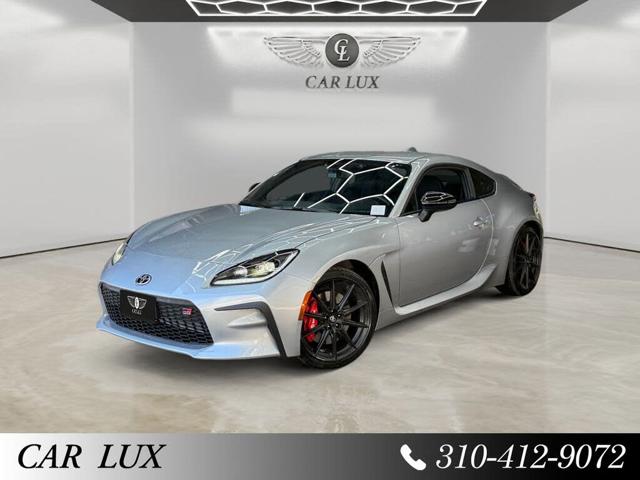 2025 Toyota GR86 Premium